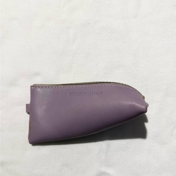 Portland Leather “Alpine” Zipper Pouch Purple - Picture 1 of 8